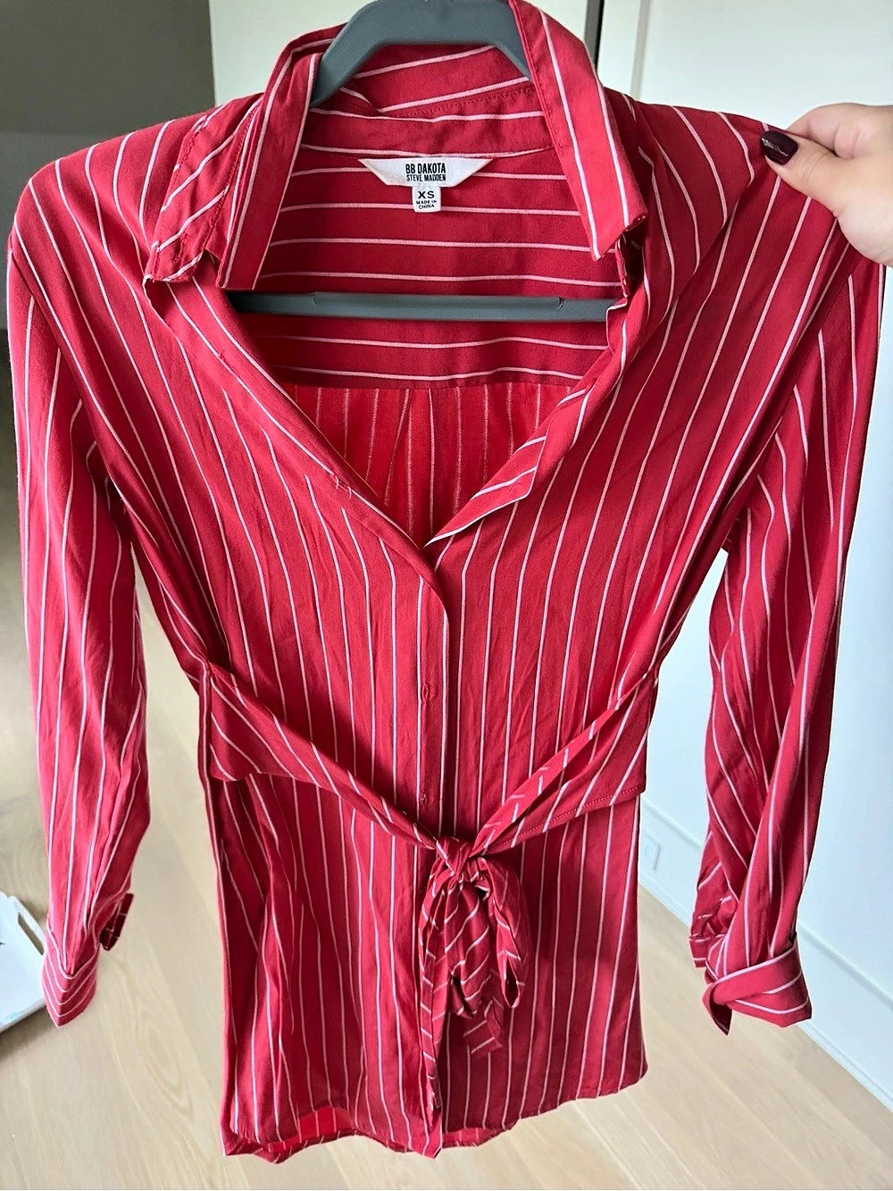 BB Dakota Striped Wrap Blouse in Red & White Size XS